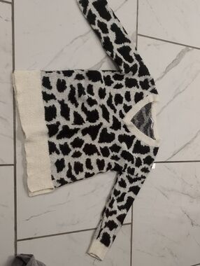 Ricki's Black and White Animal Print V-Neck Sweater